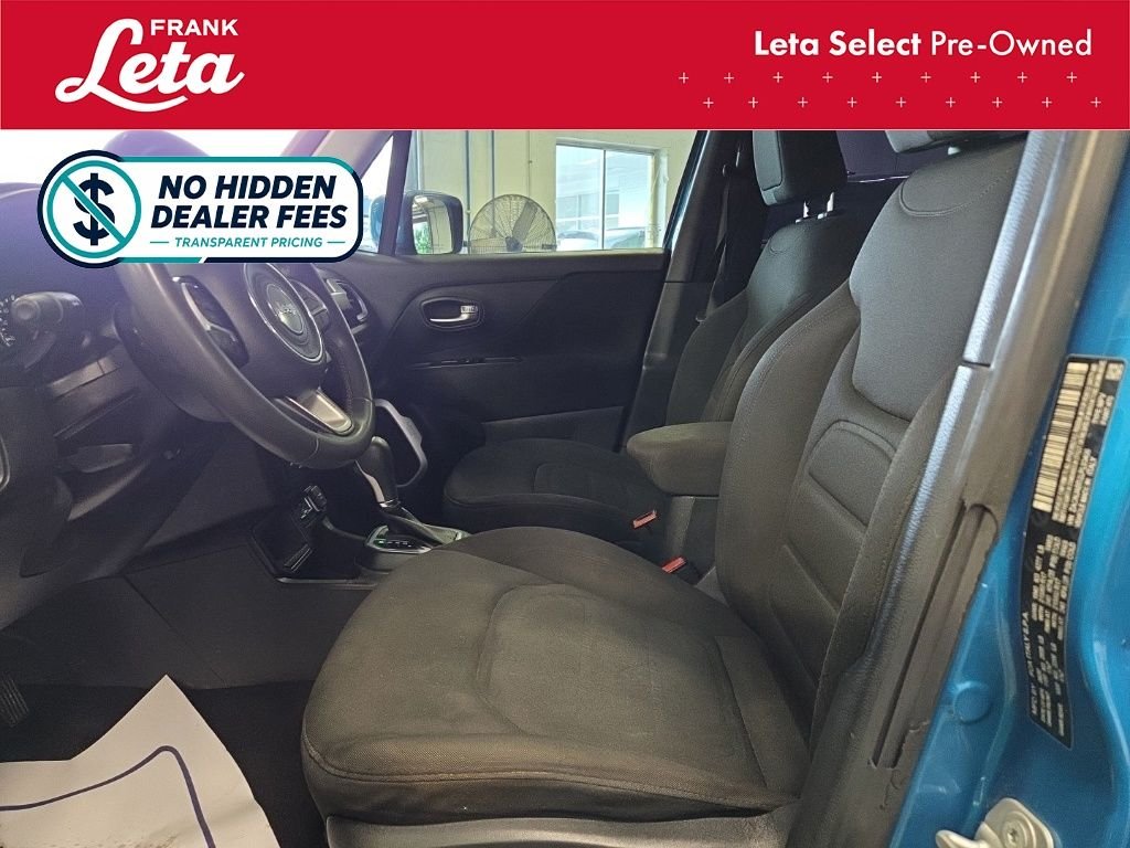 Used 2020 Bikini Metallic Clearcoat Jeep  image 13