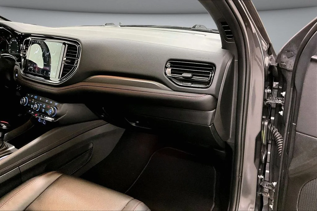 Used 2025 Gray Dodge R/T Plus image 27