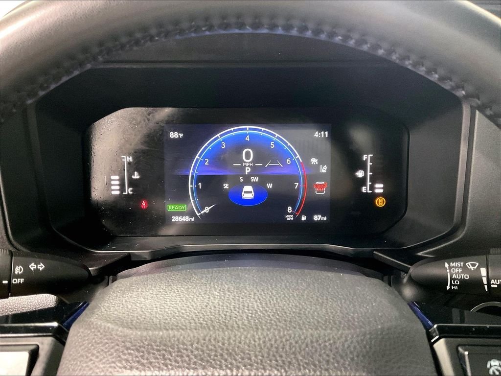 Used 2025  Toyota 1958 image 25