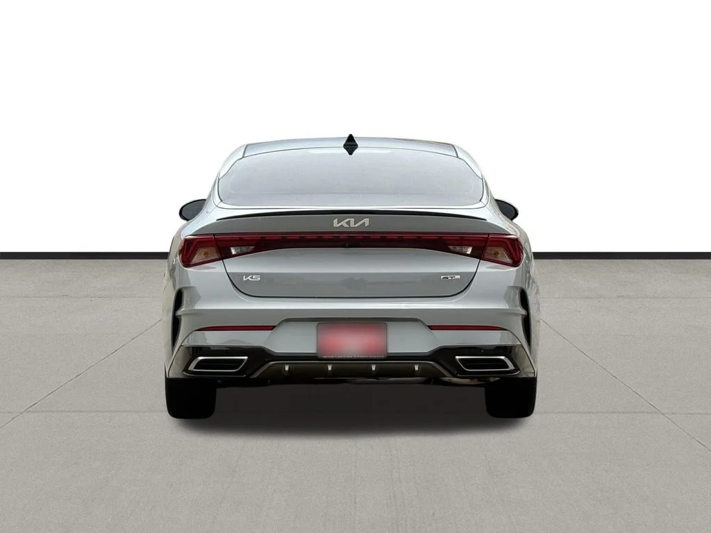 Used 2024 Wolf Gray Kia GT-Line image 6