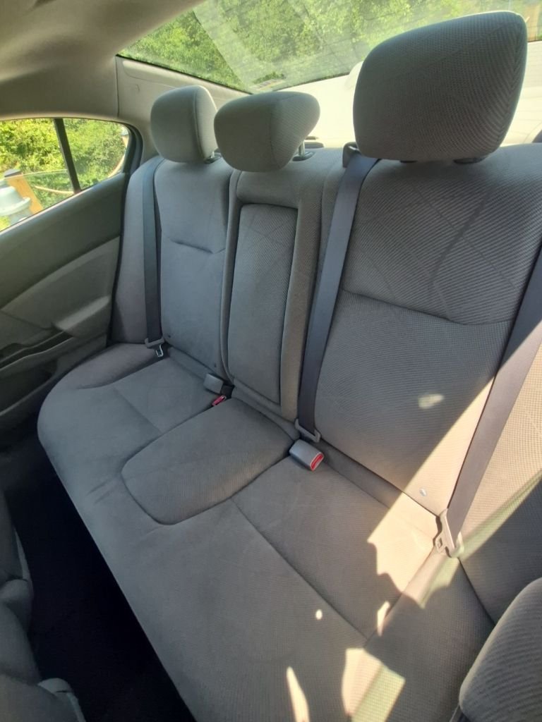Used 2012 Polished Metal Metallic Honda EX image 9