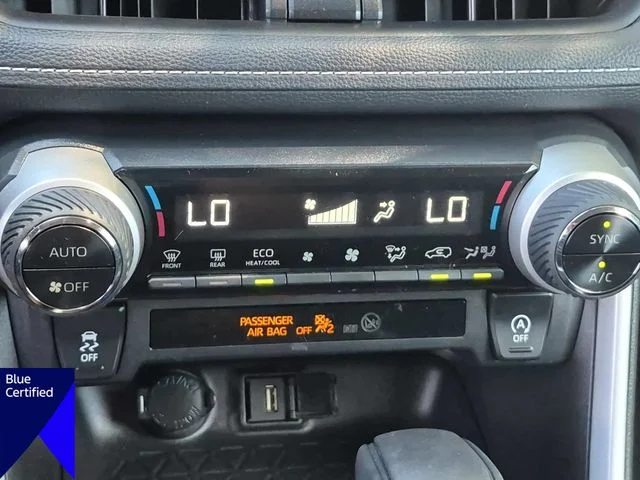 Used 2020 Black Toyota XLE image 25