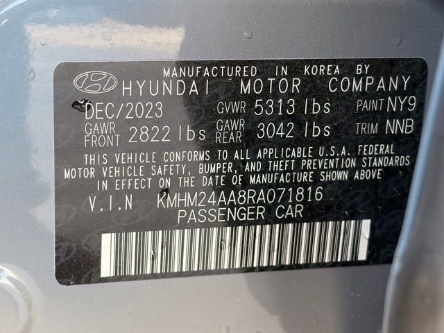 Used 2024 Blue Hyundai SE image 18