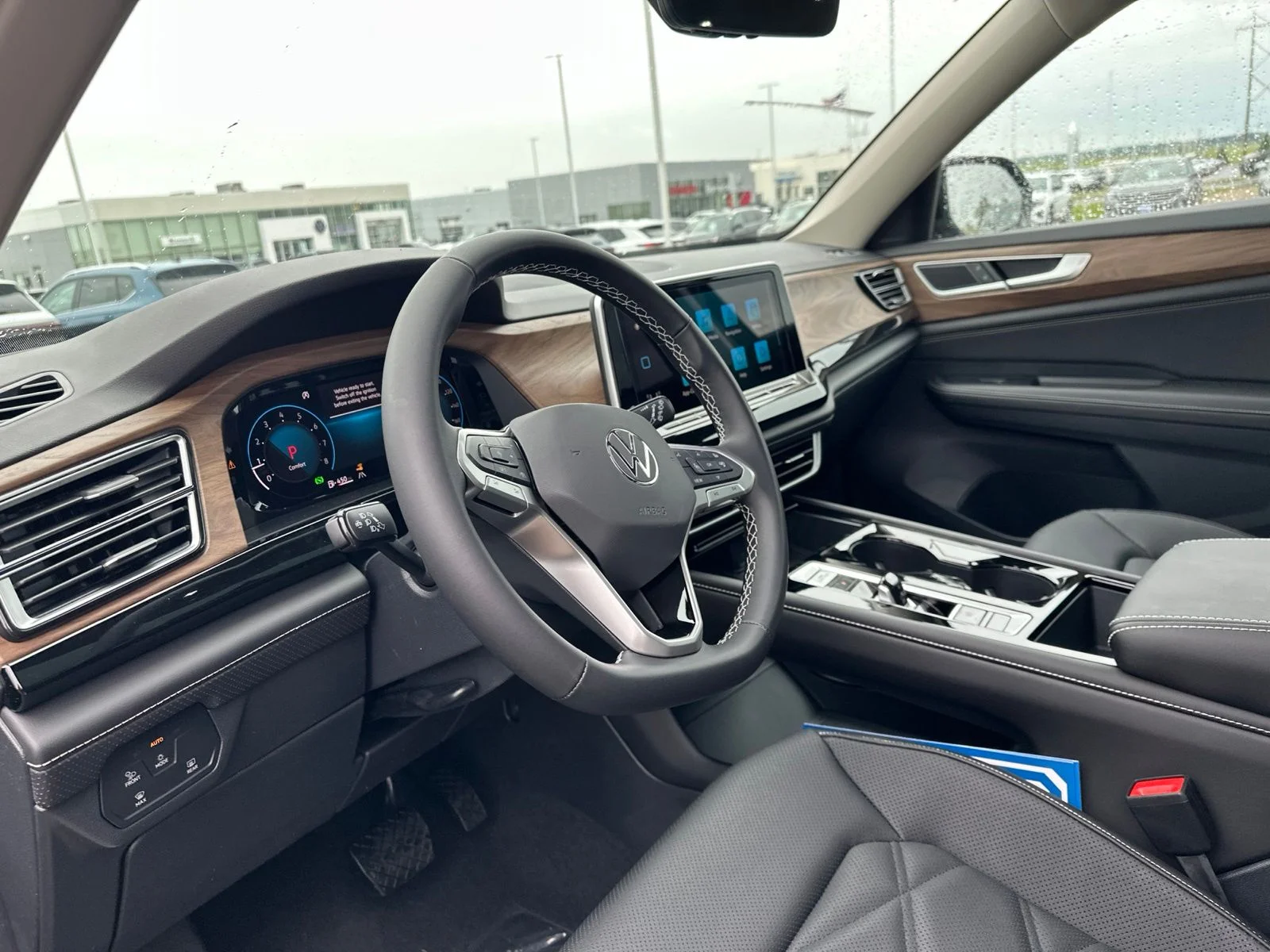 New 2026 Black Volkswagen 2.0T SE w/Technology image 12