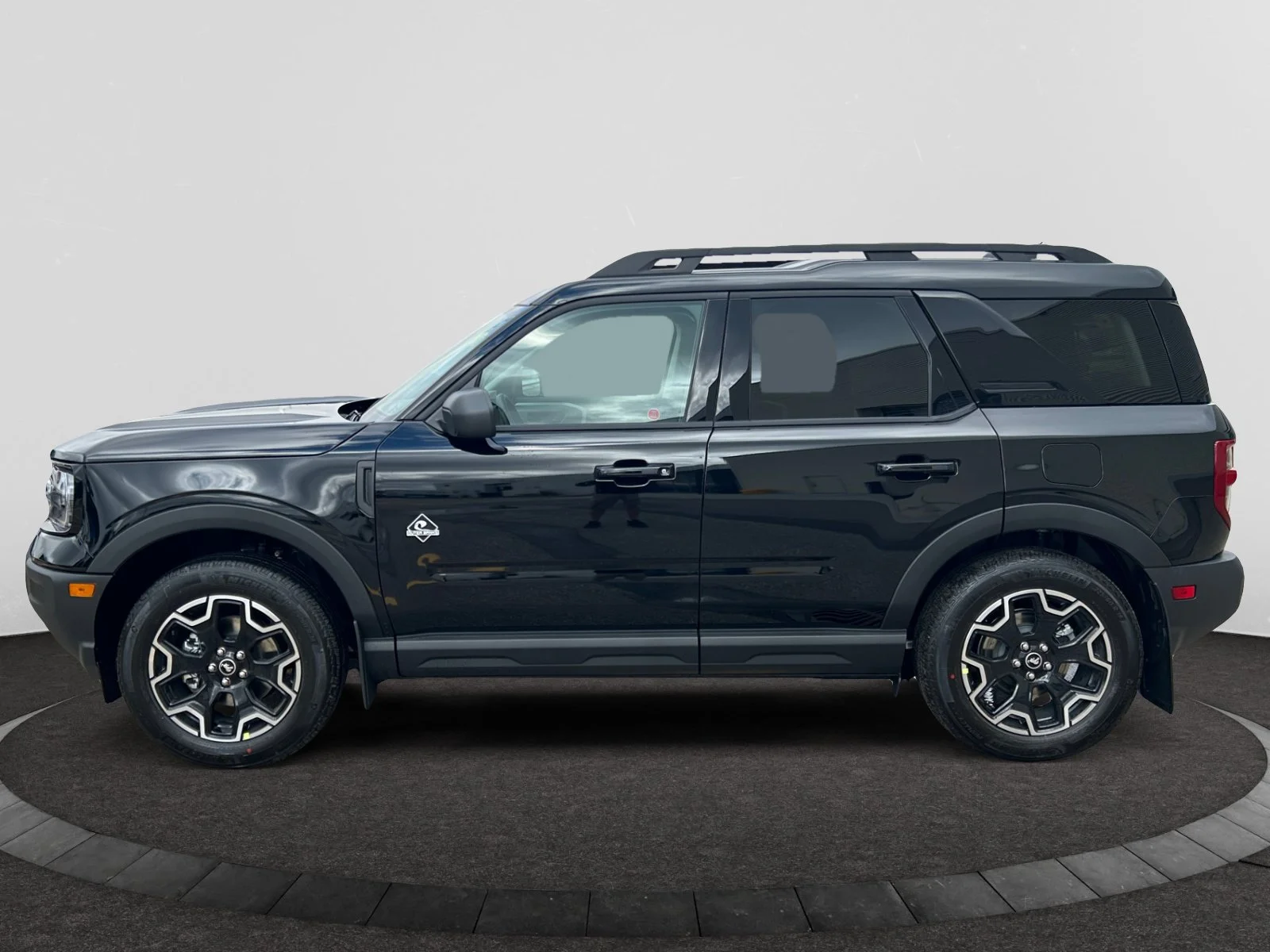 New 2026 Shadow Black Ford Outer Banks image 2