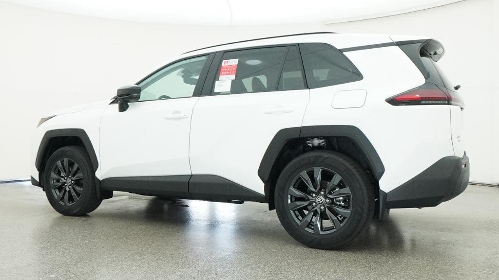 New 2026 Ice Cap Toyota XLE Premium image 12