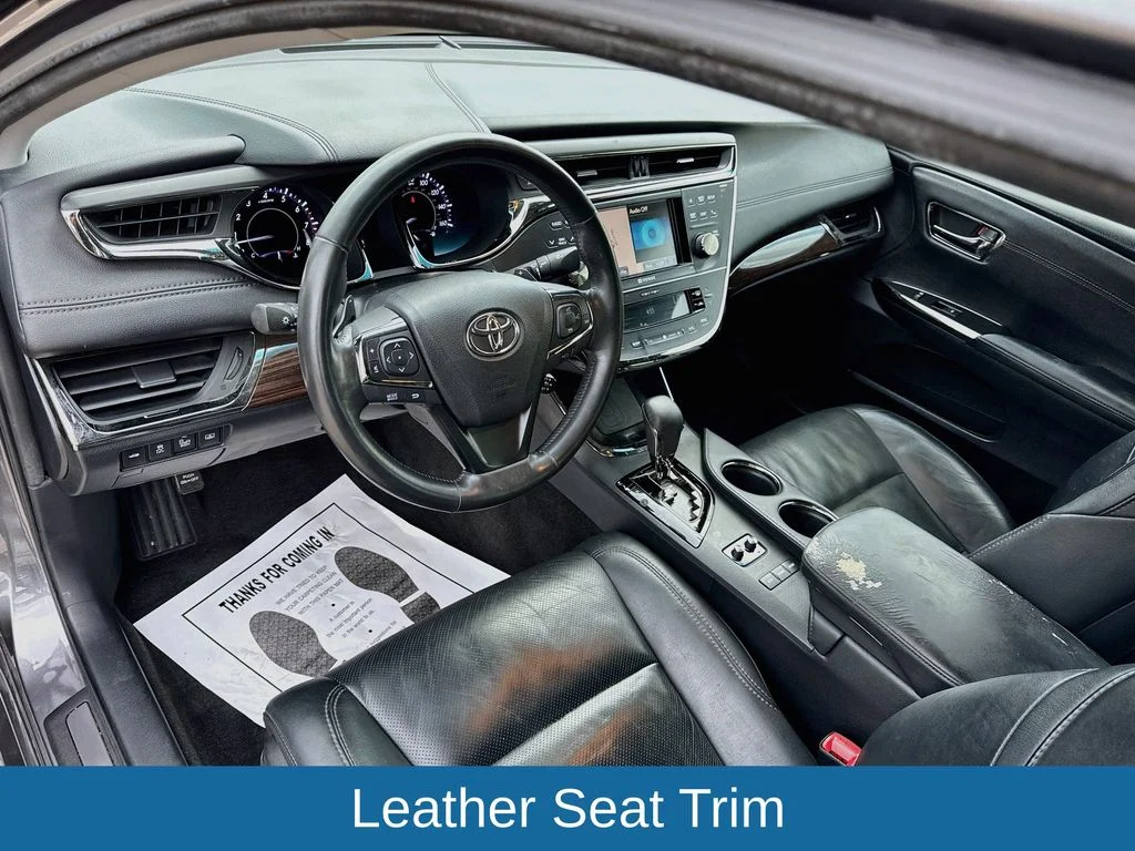 Used 2013 Gray Toyota XLE image 10