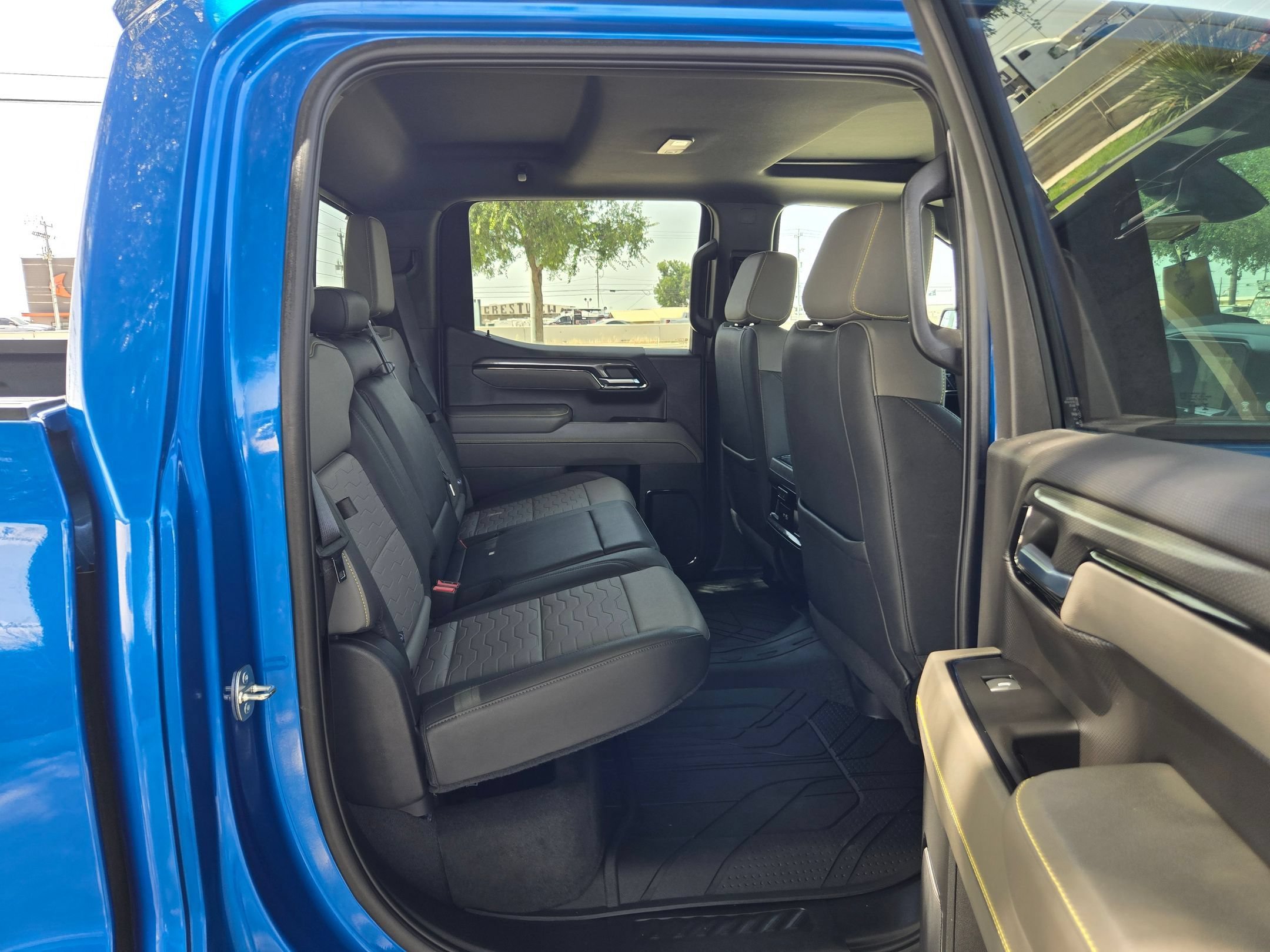 2023 Chevrolet Silverado 1500 ZR2 - Photo 24