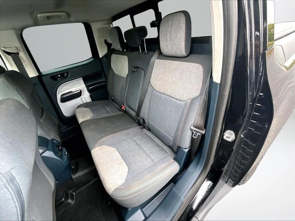 Used 2022 Black Ford XLT image 25