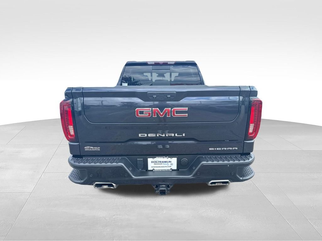 Used 2022 Silver GMC Denali image 4