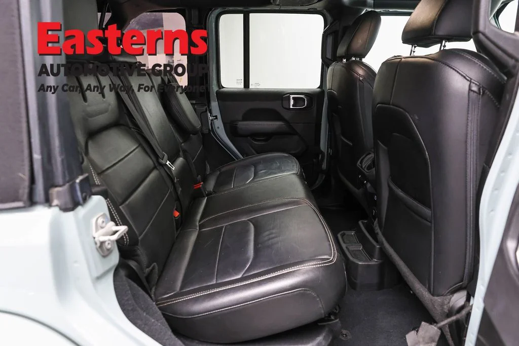 Used 2023 Gray Jeep Sahara 4xe image 23