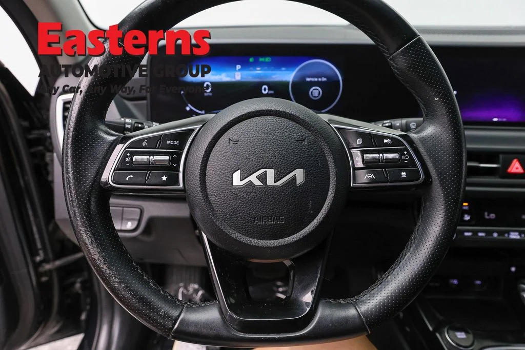 Used 2024 Black Kia SX image 10