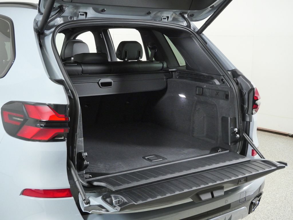 New 2026 Brooklyn Grey Metallic BMW xDrive40i image 29