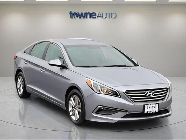 Used 2015 Gray Hyundai SE image 9