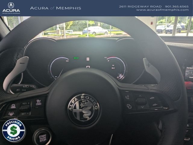 2025 Alfa Romeo Giulia Base - Photo 13