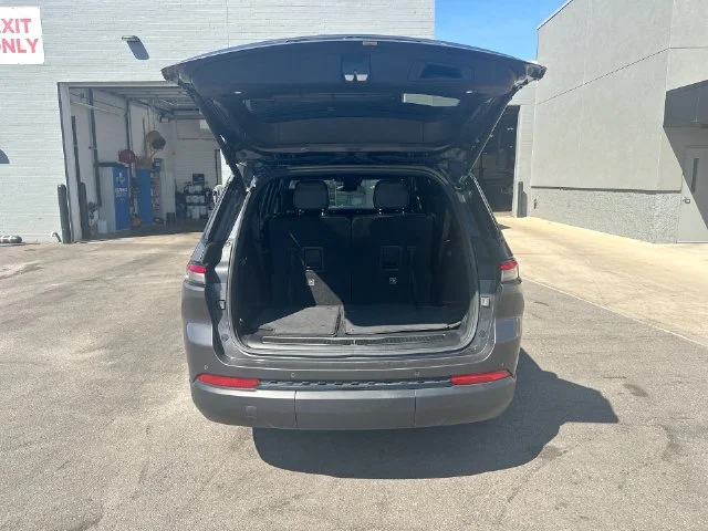 Used 2023 Gray Jeep Altitude image 26
