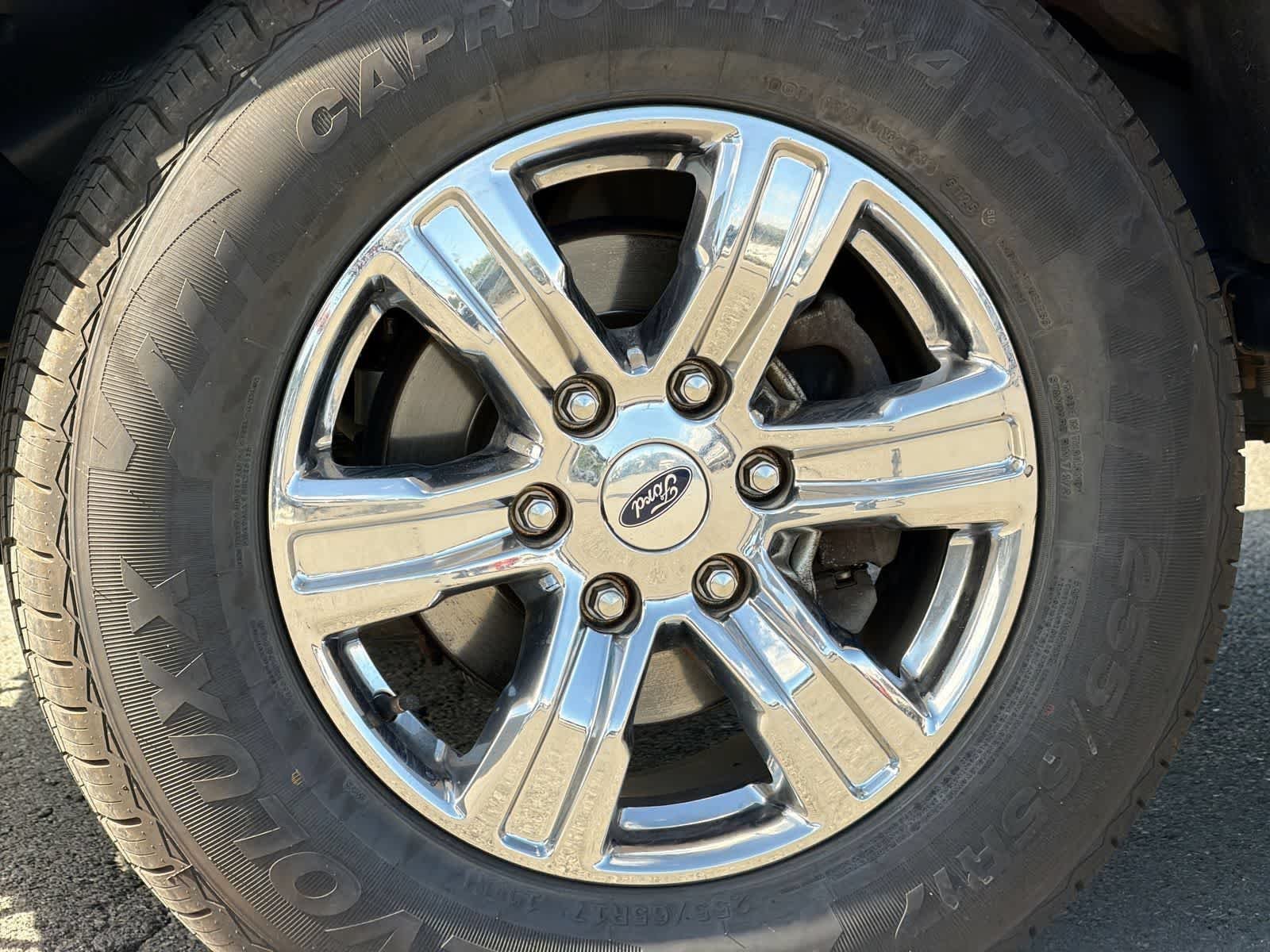 Certified Used 2020 Oxford White Ford XLT image 14