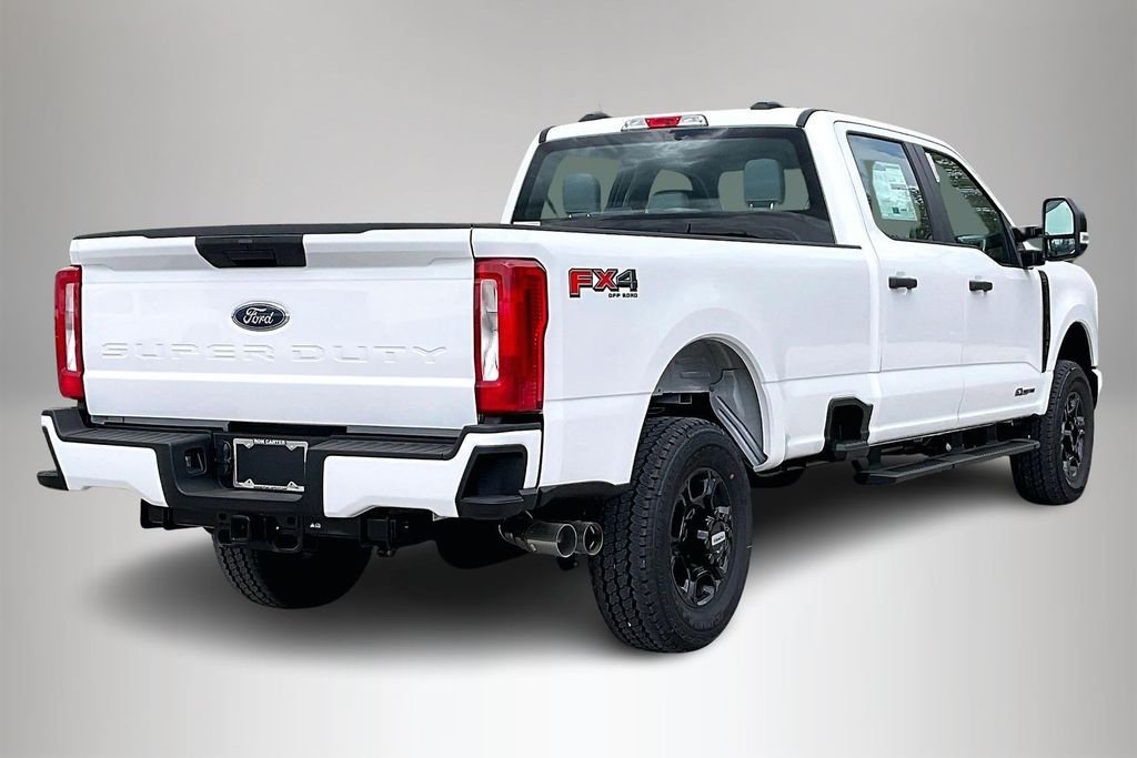 New 2026 Ford Super Duty F-350 XL 4D Crew Cab