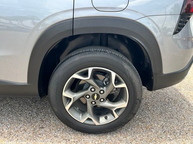 Used 2025 Gray Chevrolet LT image 10