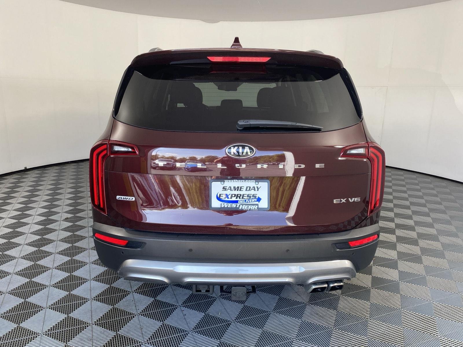 Used 2021 Sangria Kia EX image 6