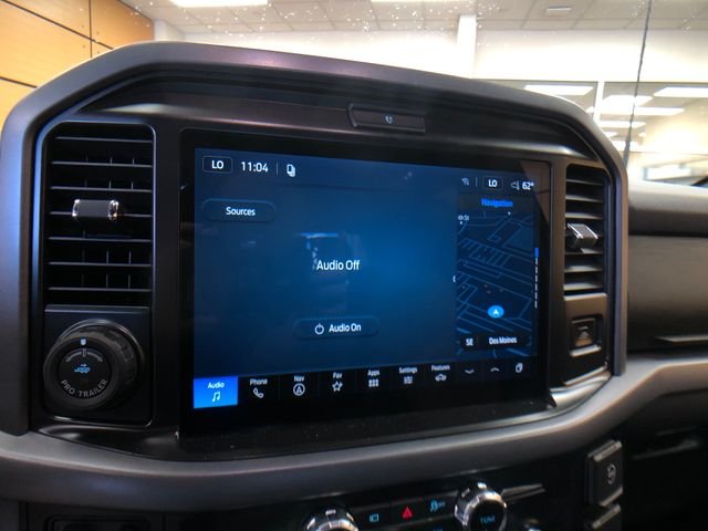 New 2026 Oxford White Ford XLT image 15