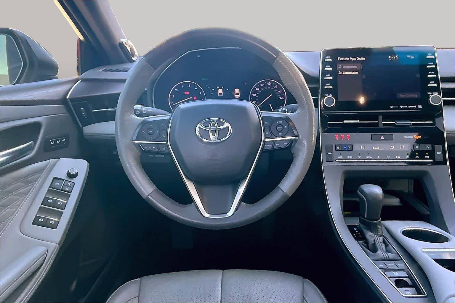 Pre-Owned 2019 Toyota Avalon Limited
