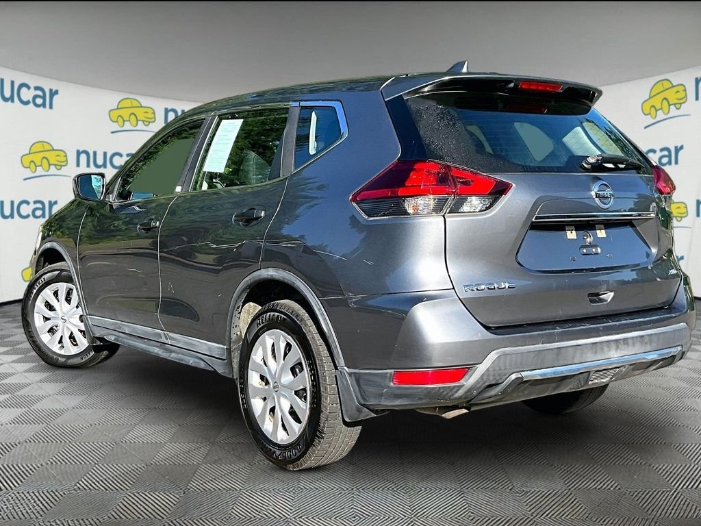 Used 2018 Gun Metallic Nissan S image 4