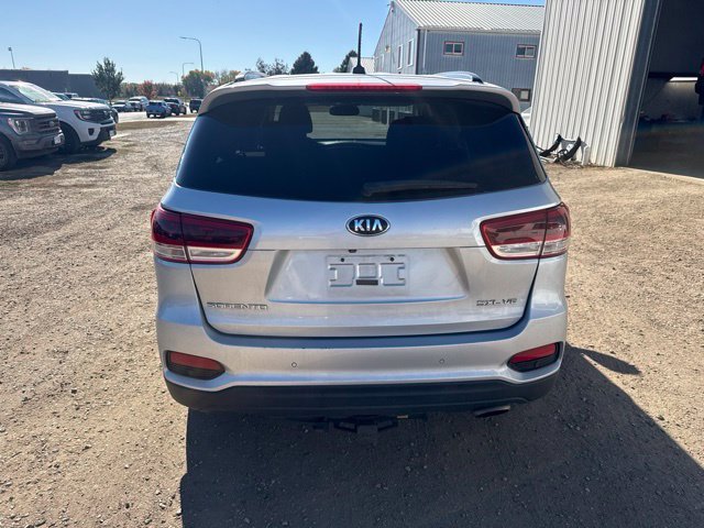 Used 2019 Silver Kia S image 9