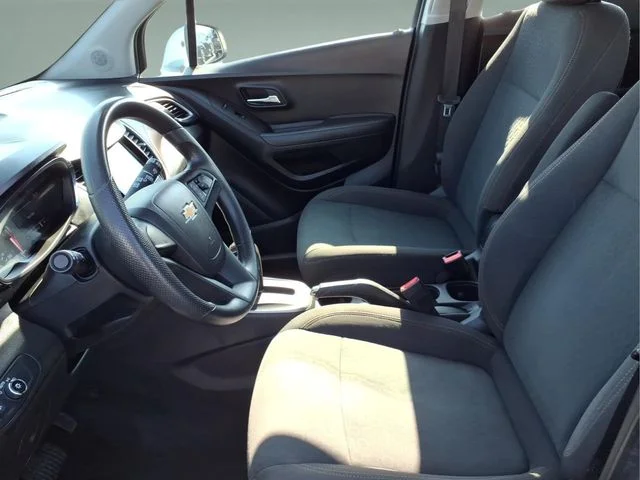 Used 2017 Silver Chevrolet LS image 13