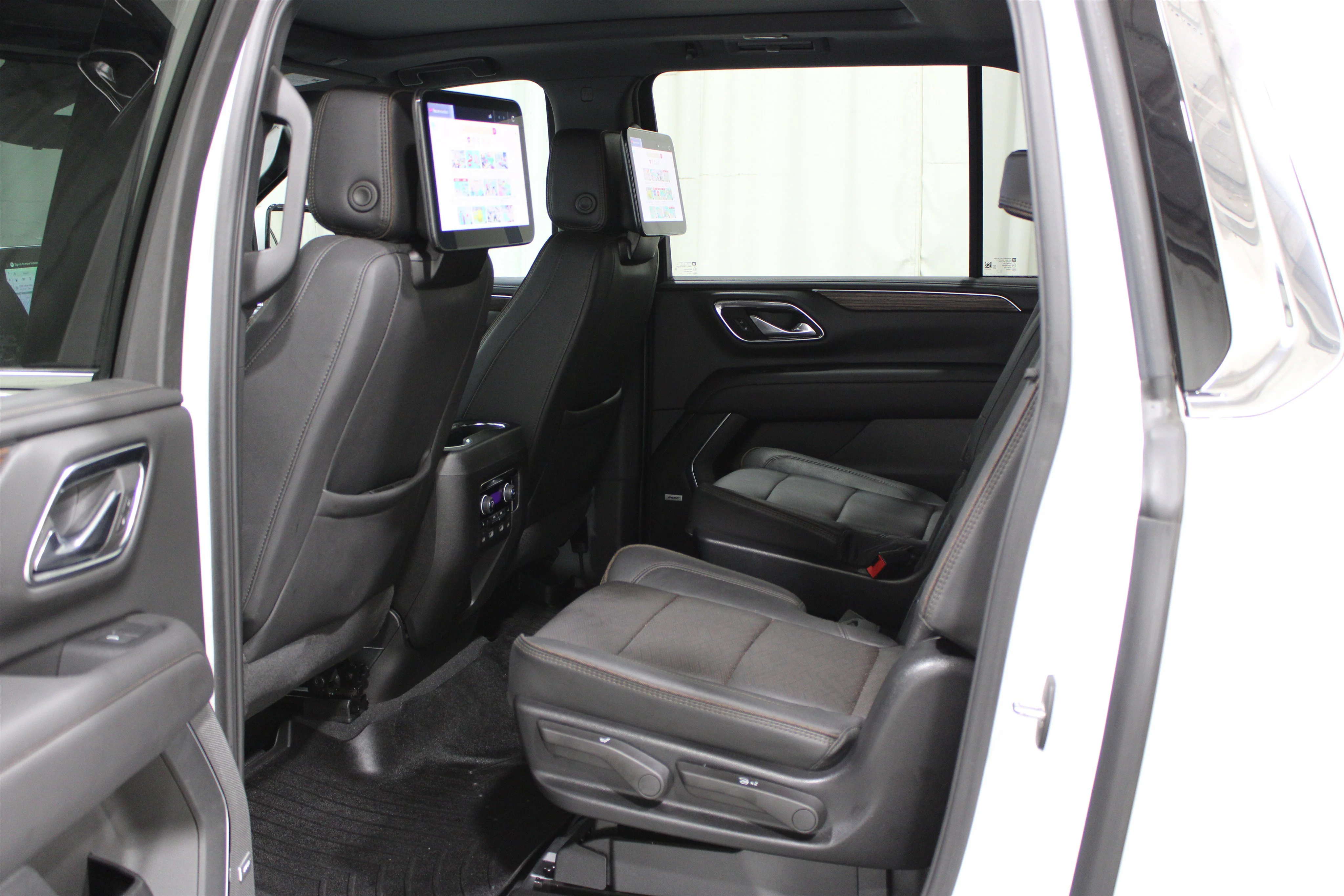 2024 Chevrolet Suburban High Country - Photo 28