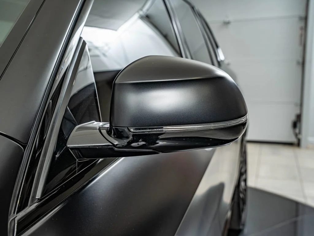 Used 2023 Special Order Color BMW M50i image 9