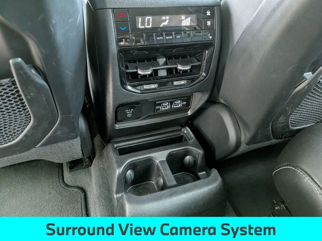 Used 2023 Gray Jeep Limited image 35