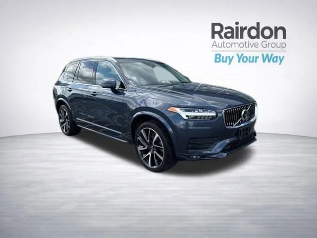 2022 Volvo XC90 T6 Momentum AWD's photo