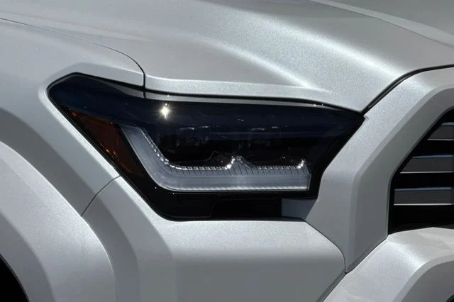 New 2026 Wind Chill Pearl <sup>1</sup> Toyota 4Runner Limited image 30