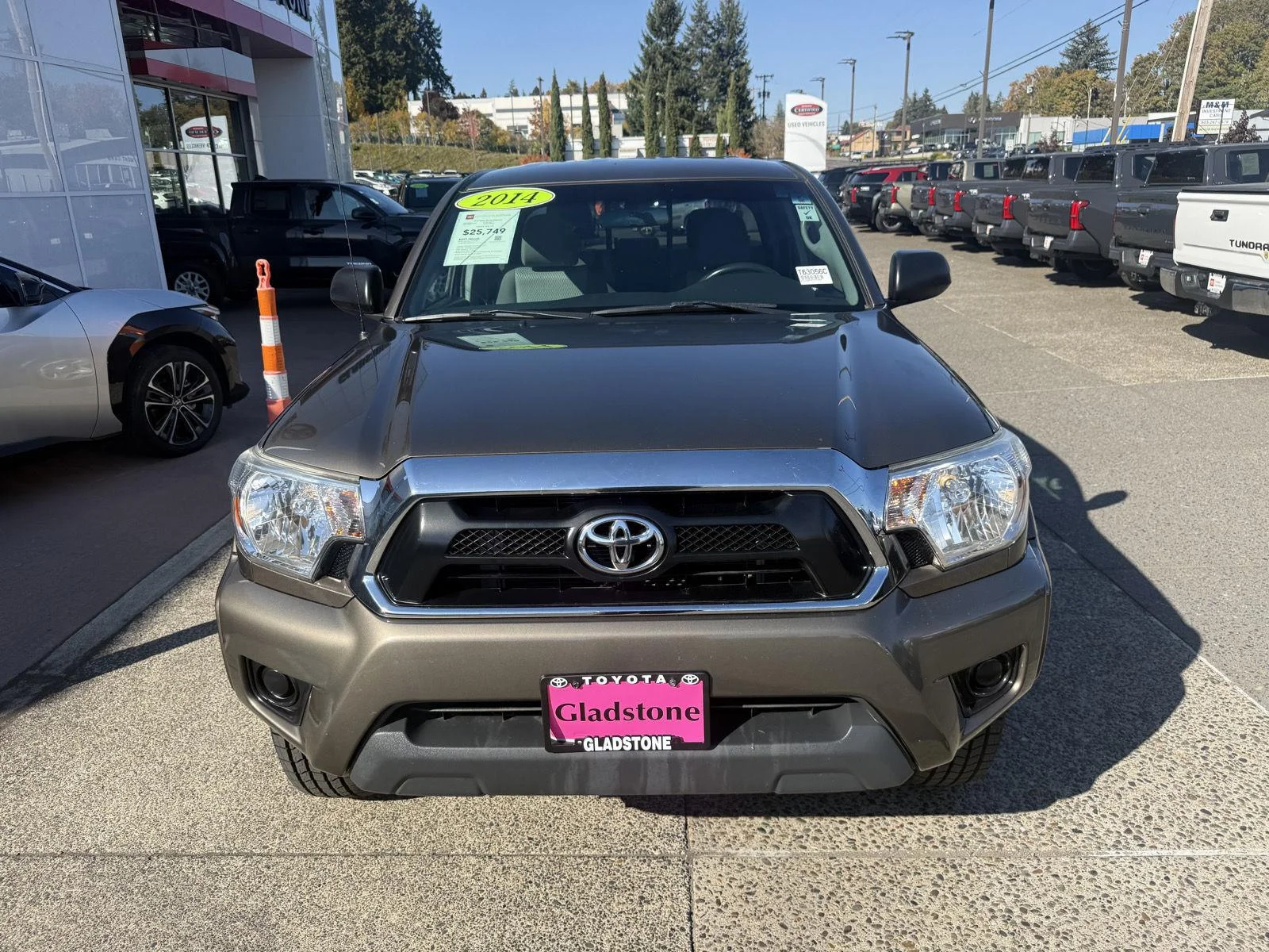 Used 2014 Pyrite Mica Toyota PreRunner image 8
