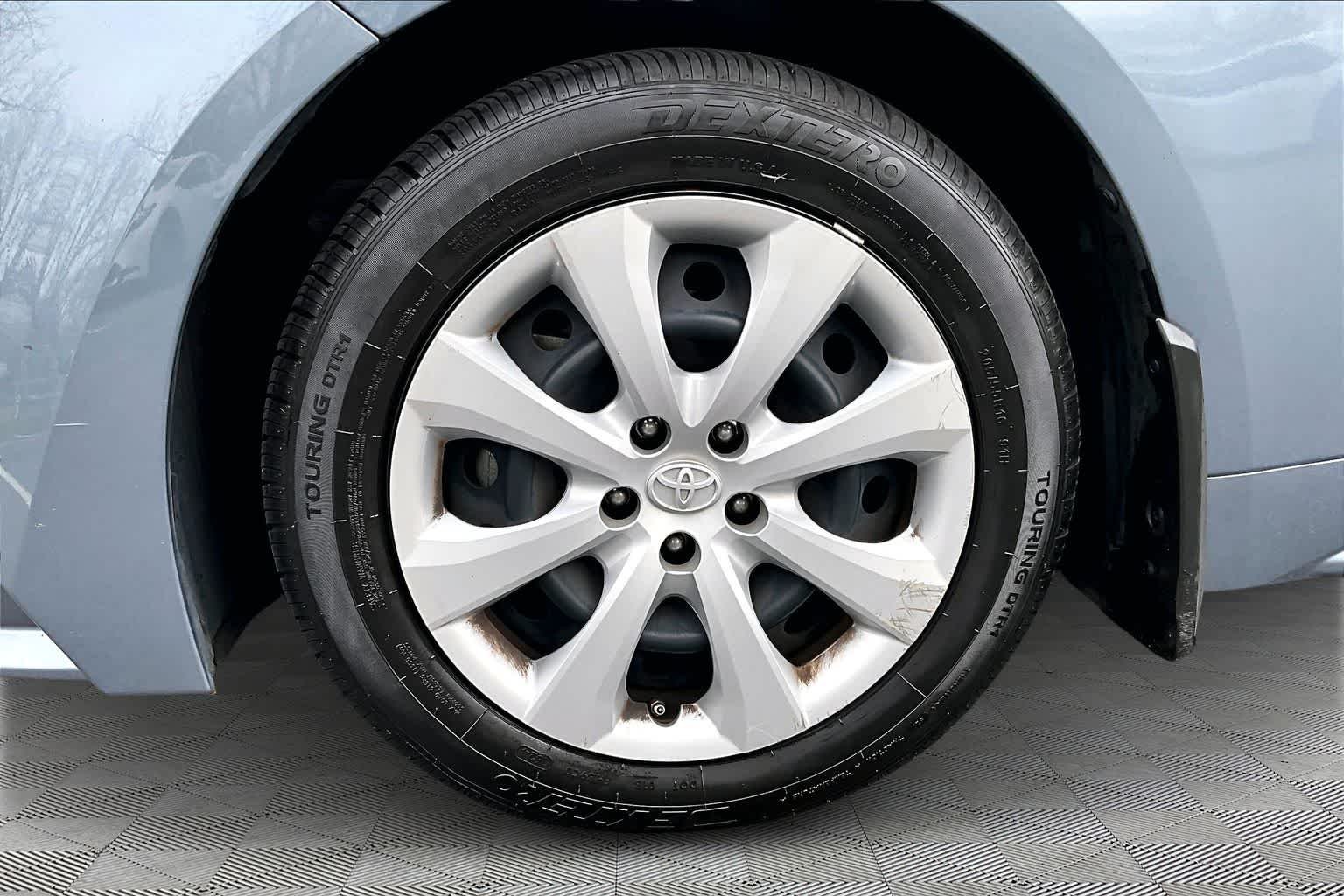 Used 2022 Celestite Toyota LE image 11
