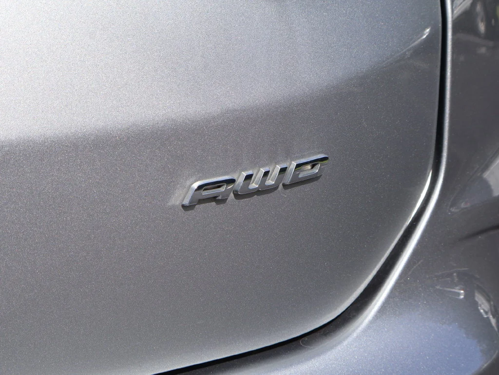 Used 2022 Silver Ford Titanium image 40