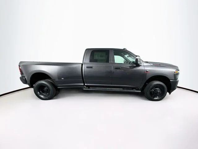 New 2026 Granite Crystal Metallic Clear-Coat Exterior Paint RAM TRADESMAN image 8