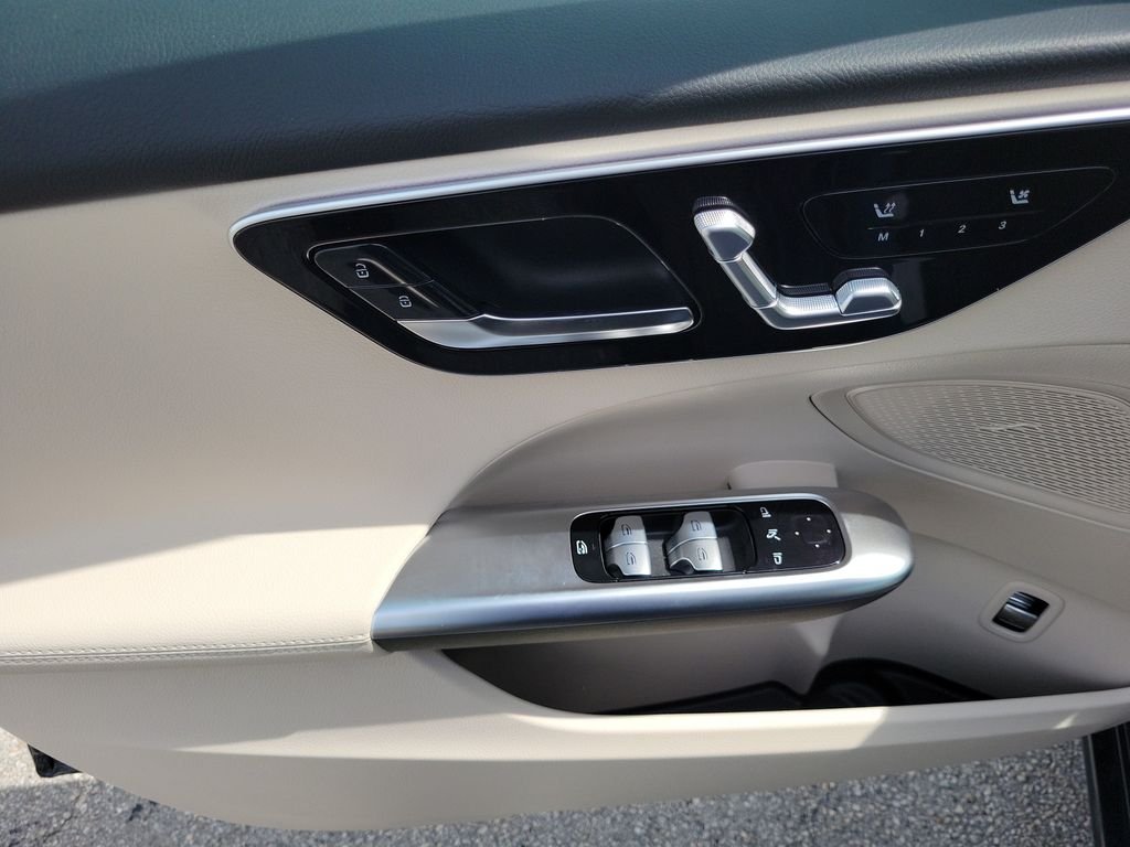 New 2026 Twilight Blue Metallic Mercedes-Benz C 300 image 16