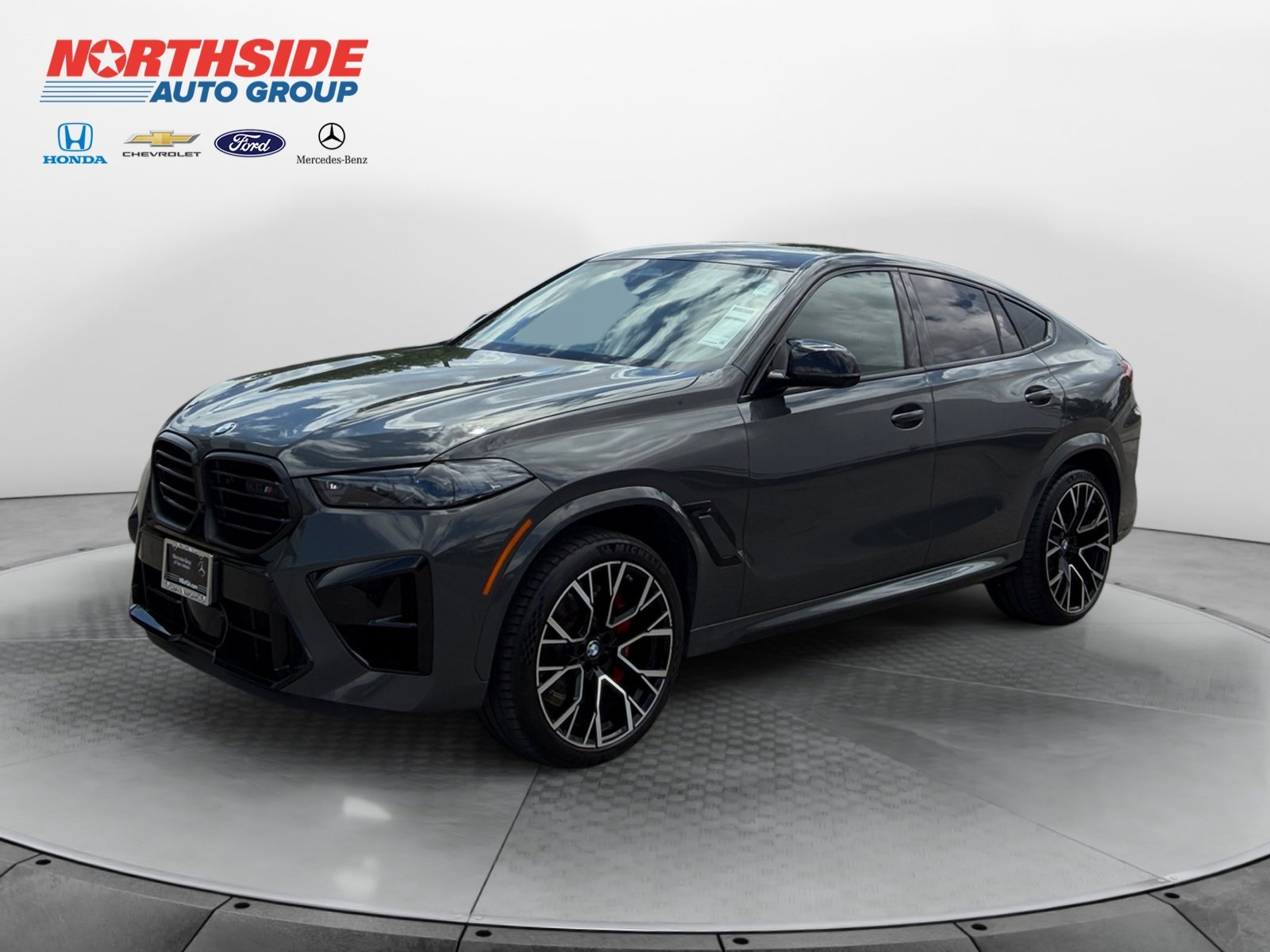 Used 2025 Dravit Grey Metallic BMW Base image 3