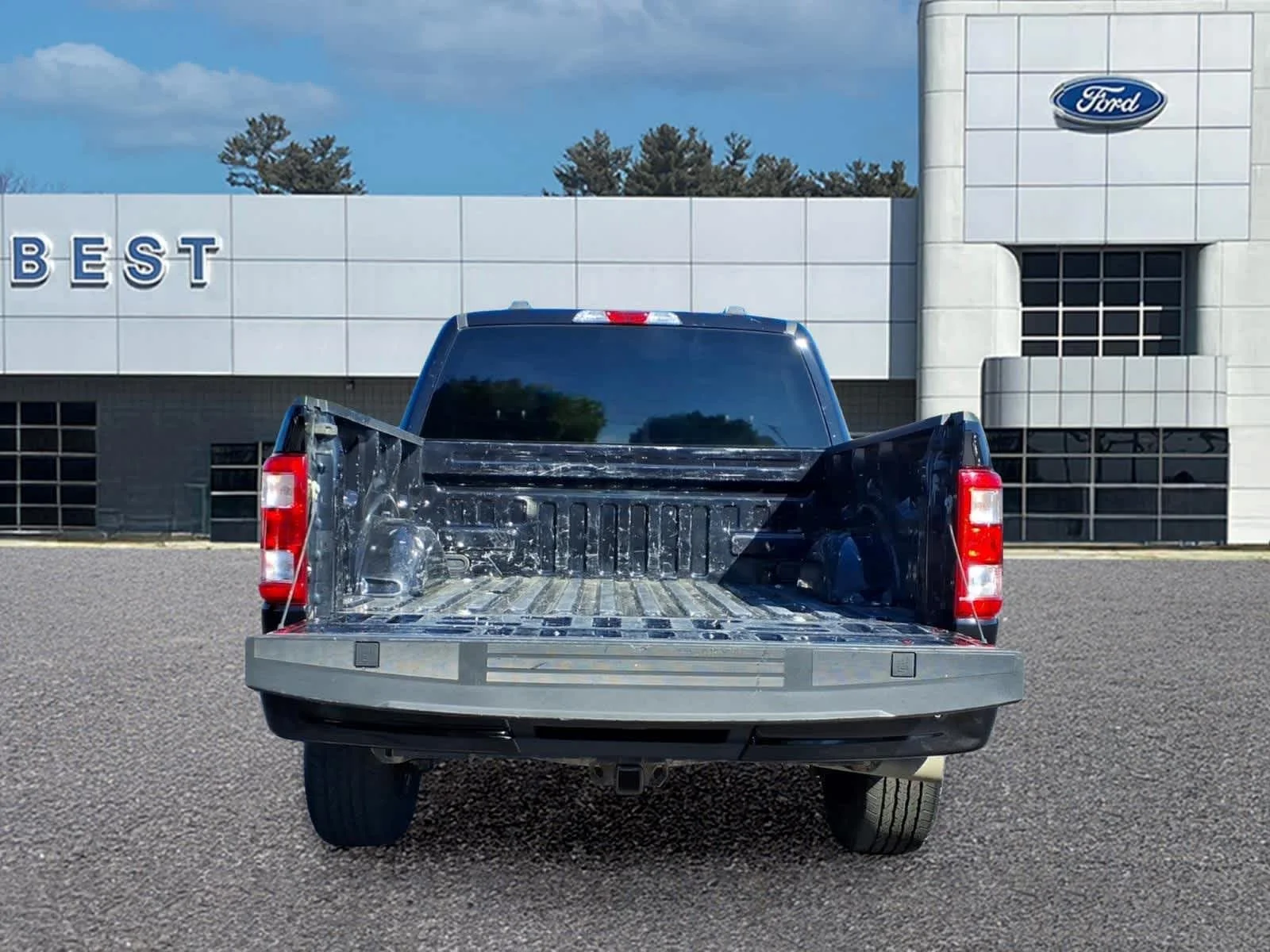 Used 2023 Agate Black Metallic Ford XL image 6