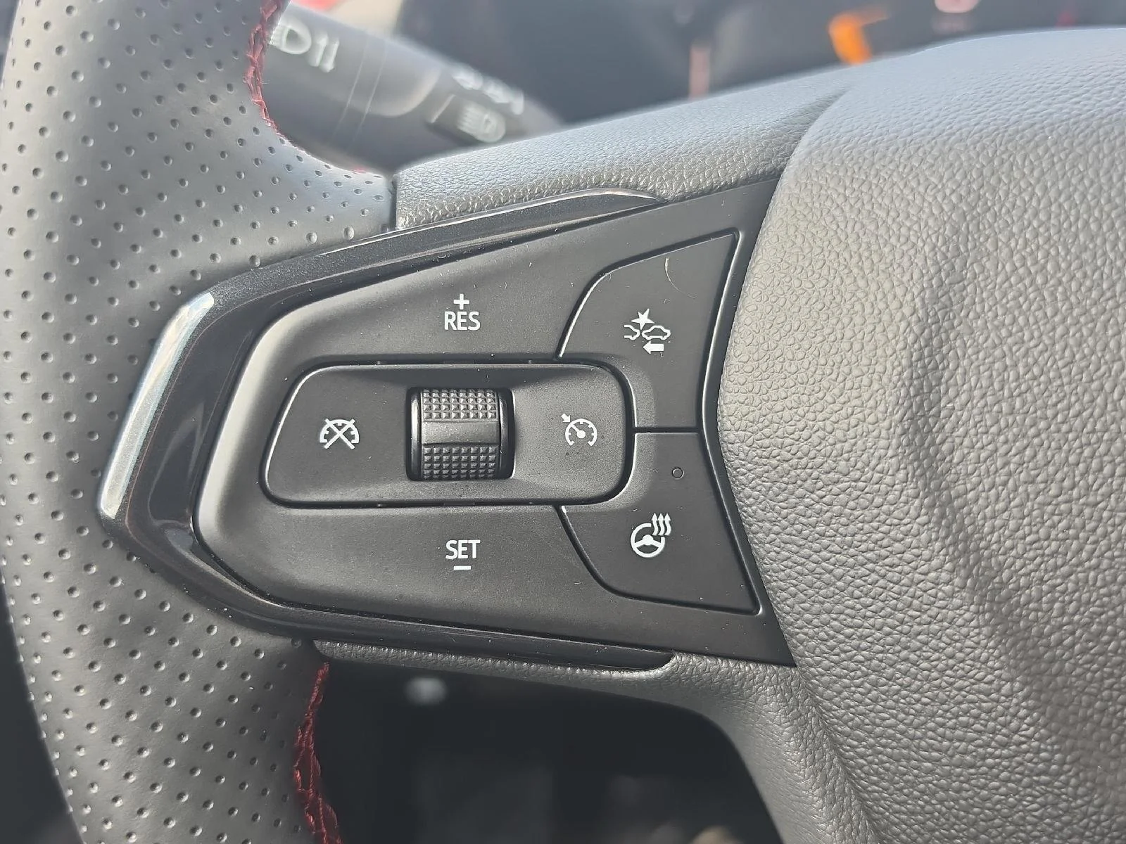 Used 2024 Silver Chevrolet RS image 21