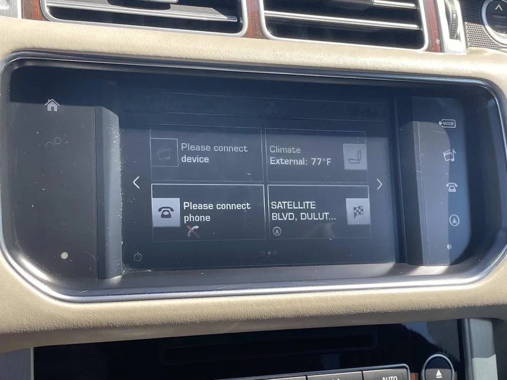 Used 2016 White Land Rover HSE image 20
