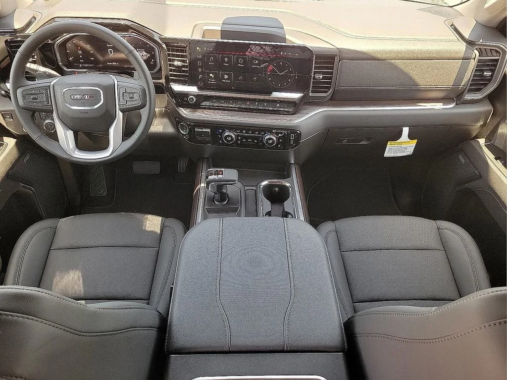 2026 GMC Sierra 1500 SLT - Photo 11