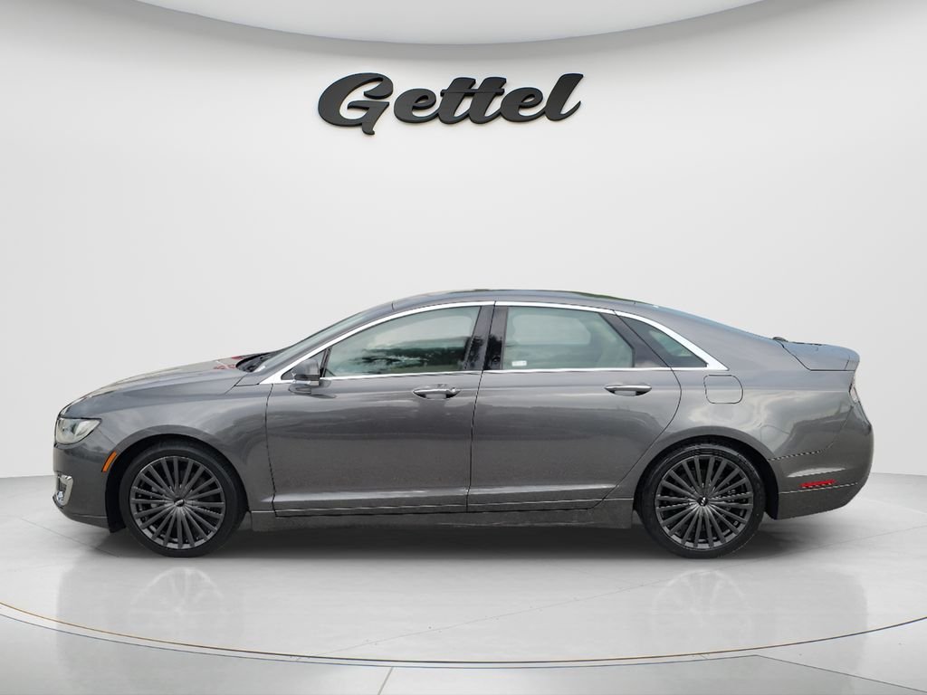 Used 2017 Gray Lincoln Reserve image 8