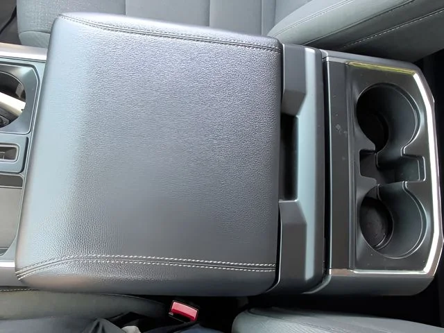Used 2024 Silver Ford XLT image 31