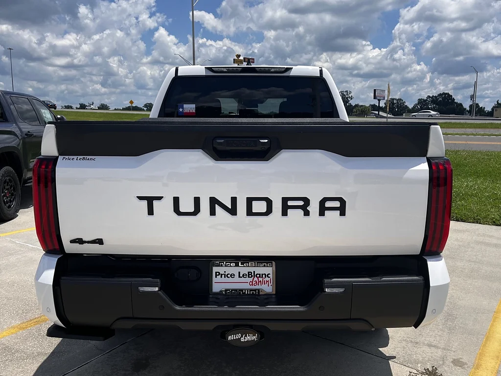 New 2026 Ice Cap Toyota  SR5 image 3