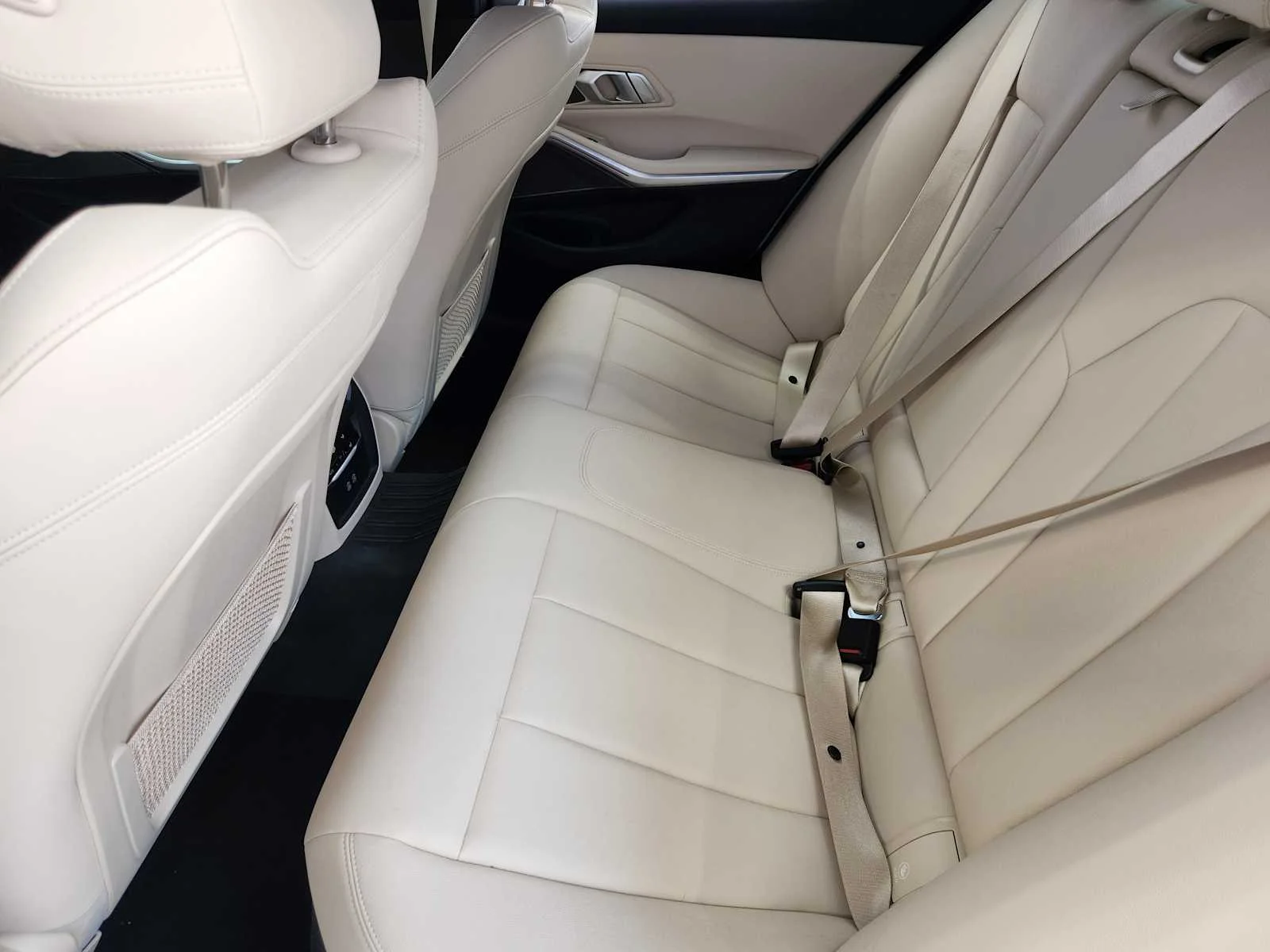Used 2021 Mineral White Metallic BMW 330i image 24