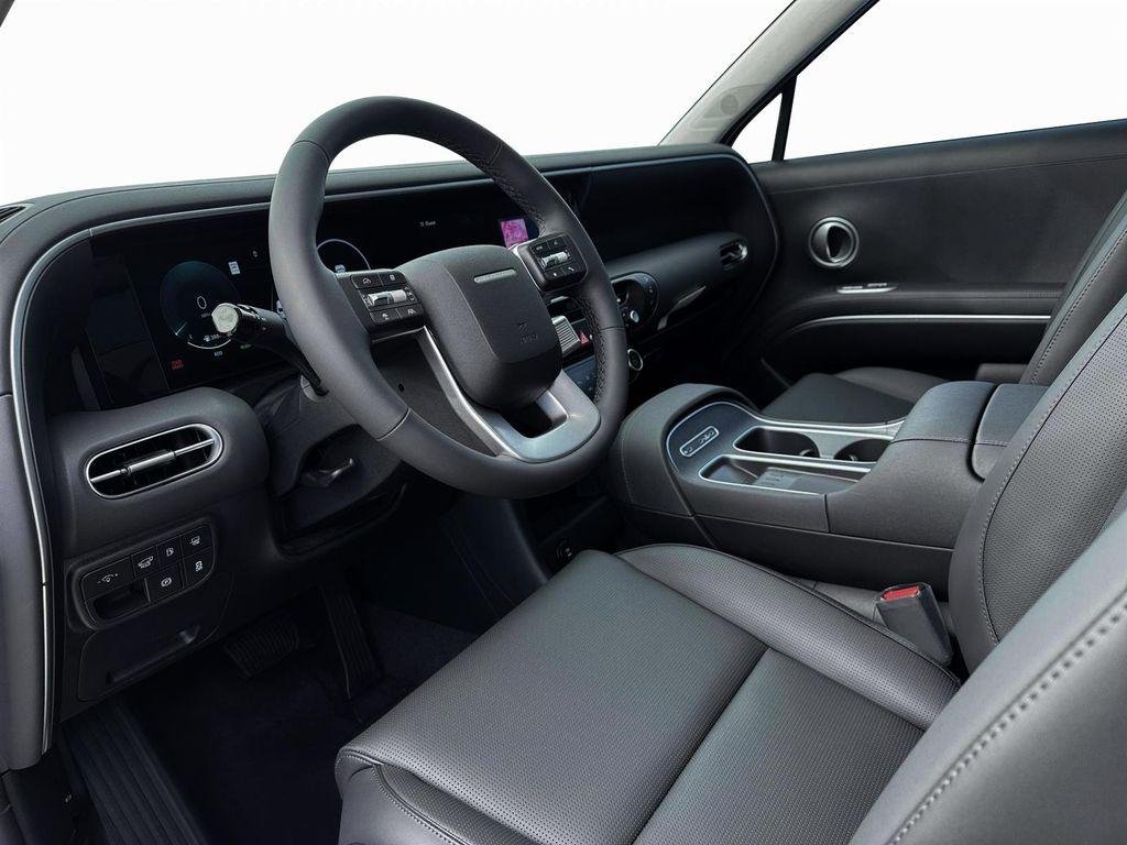 New 2026 Black Hyundai SEL Premium image 15