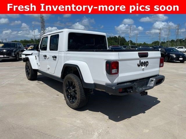 Used 2024 Bright White Clearcoat Jeep Nighthawk image 4